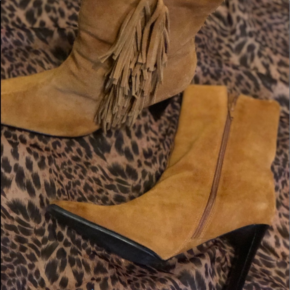 Boots... make an offer ✨